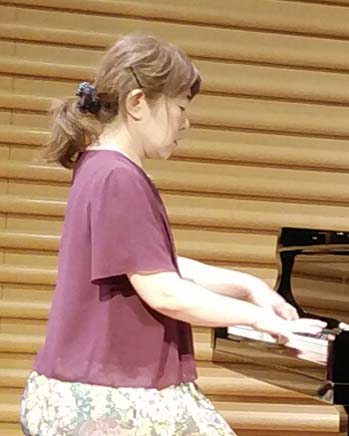 加藤雅子(ピアノ)